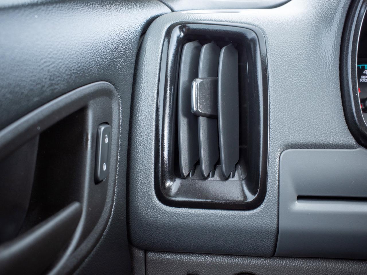 2022 GMC Canyon 2WD Elevation Standard - Power Driver Seat Photo