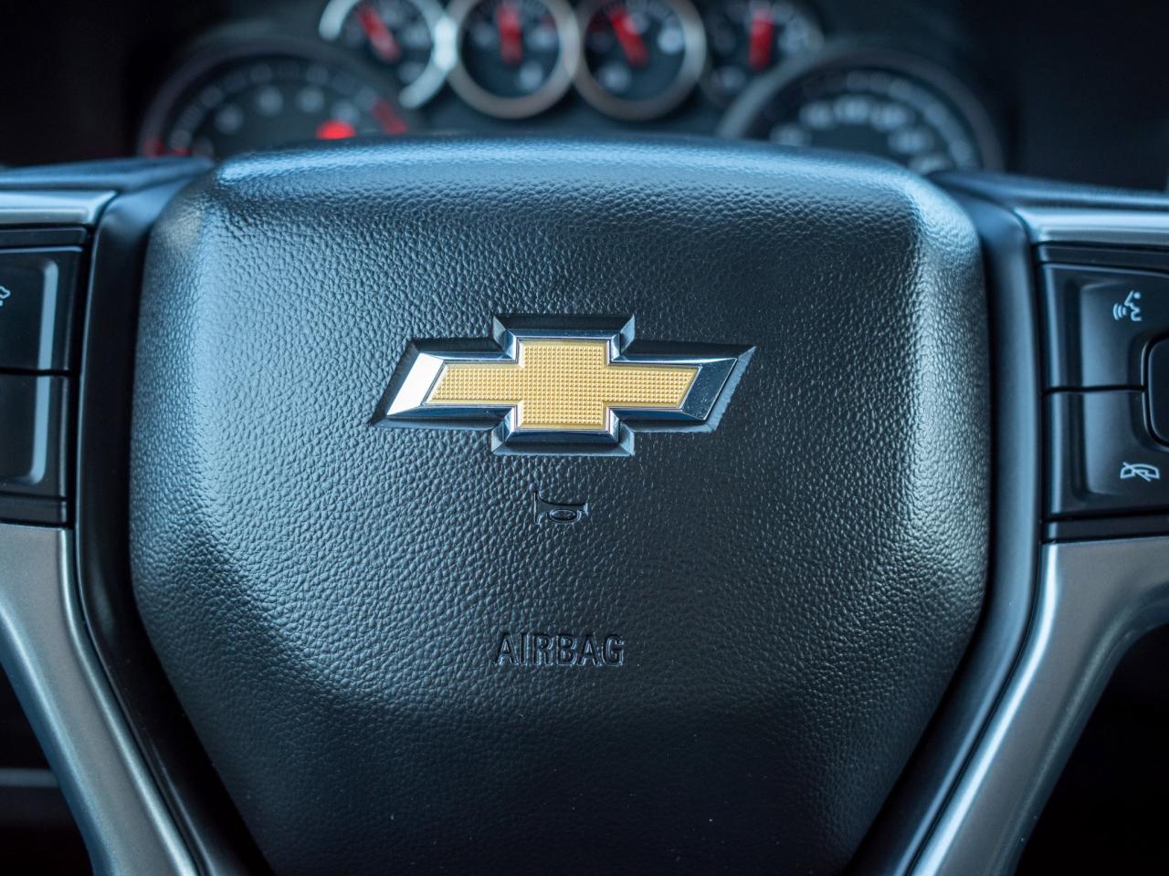 2022 Chevrolet Tahoe LS - Running Boards Wi-Fi Hotspot Photo