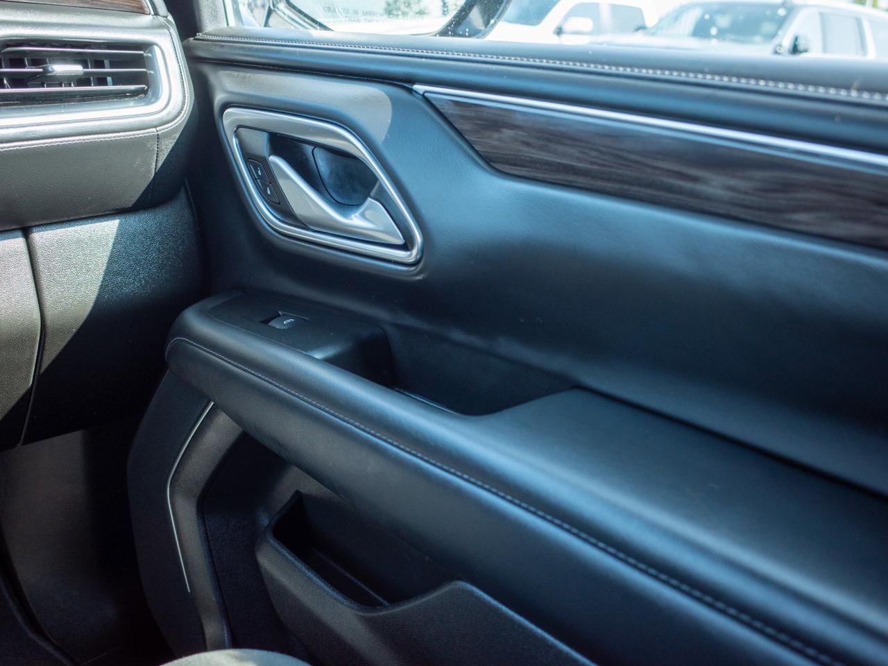 2022 Chevrolet Tahoe LS - Running Boards   Wi-Fi Hotspot Photo