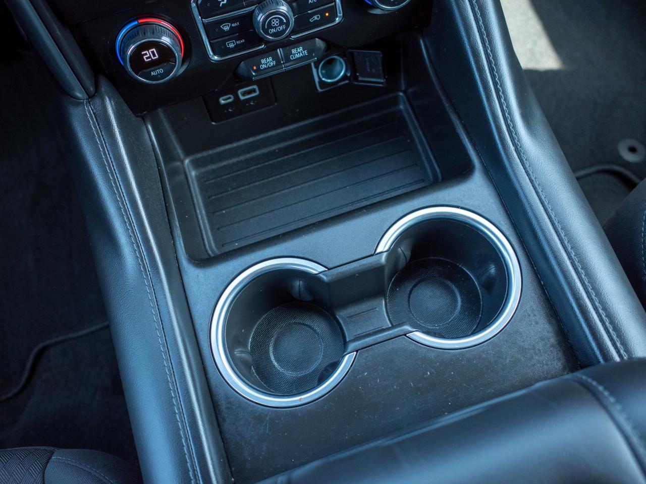 2022 Chevrolet Tahoe LS - Running Boards Wi-Fi Hotspot Photo