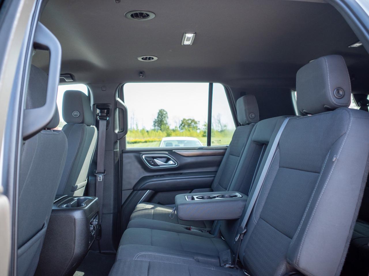 2022 Chevrolet Tahoe LS - Running Boards   Wi-Fi Hotspot Photo