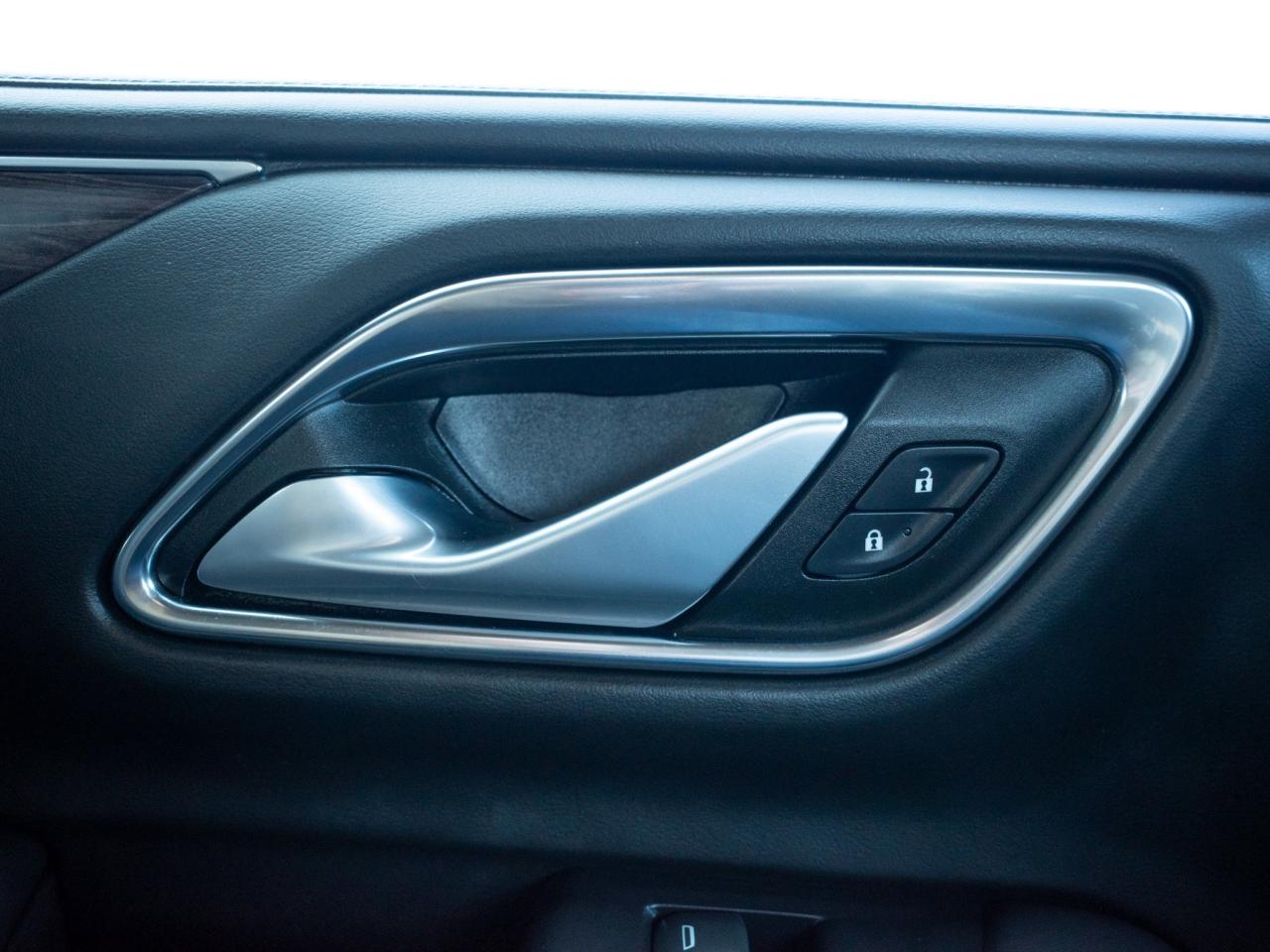 2022 Chevrolet Tahoe LS - Running Boards Wi-Fi Hotspot Photo