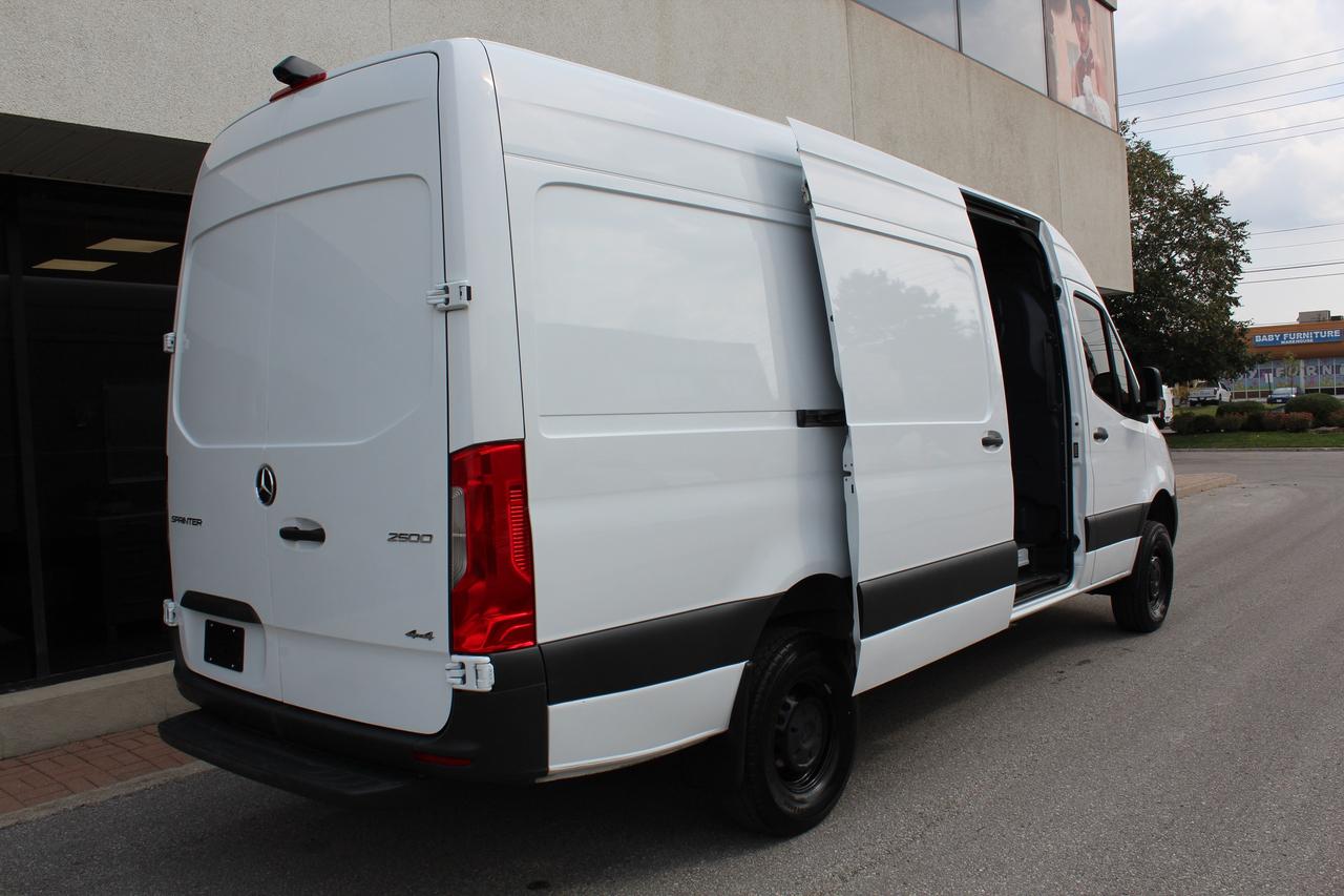 2020 Mercedes-Benz Sprinter 4X4" - "FULL SIZE" - "HIGH ROOF" - "3.0L DIESEL Photo