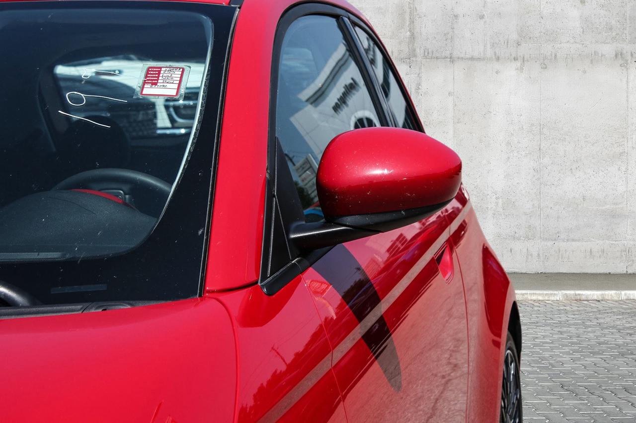 2024 Fiat 500E (RED) Edition  Gps SiriusXM BkpCam Photo