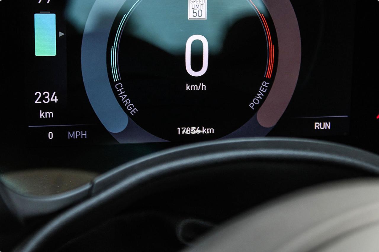 2024 Fiat 500E (RED) Edition  Gps SiriusXM BkpCam Photo