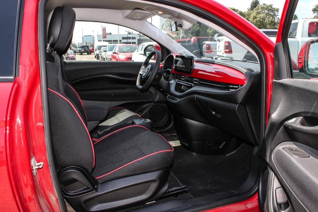 2024 Fiat 500E (RED) Edition  Gps SiriusXM BkpCam Photo