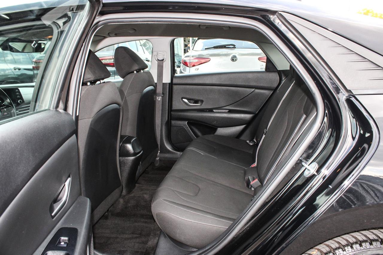 2021 Hyundai Elantra Preferred IVT  BkpCam HtdSeats CruiseCtrl Photo