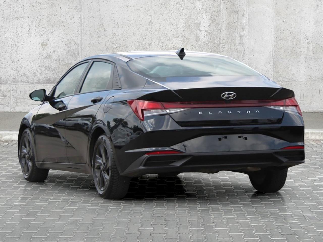 2021 Hyundai Elantra Preferred IVT  BkpCam HtdSeats CruiseCtrl Photo