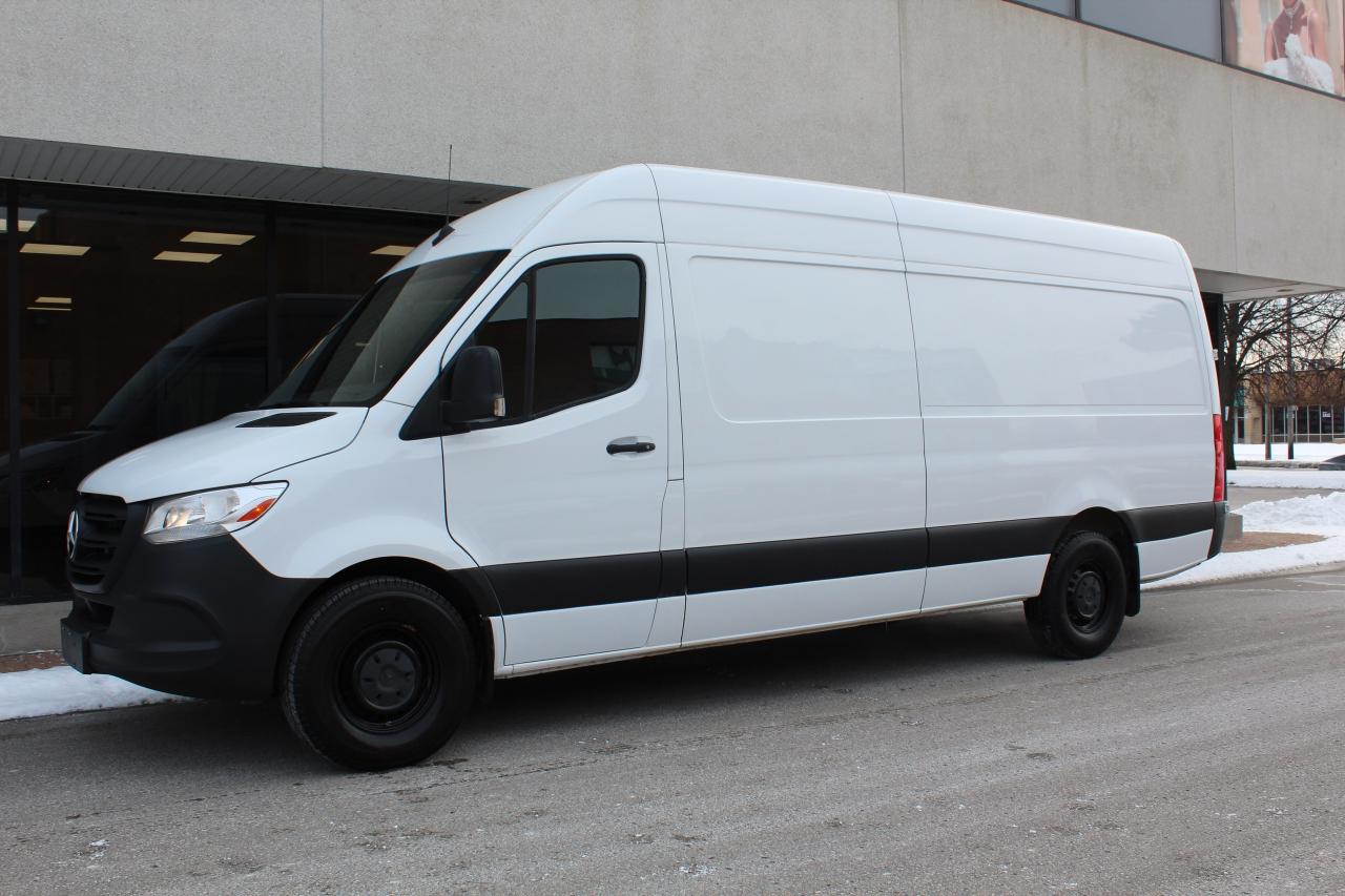 2020 Mercedes-Benz Sprinter Cargo Van 170" HIGH ROOF - 3.0L DIESEL - 3 SEATER Photo