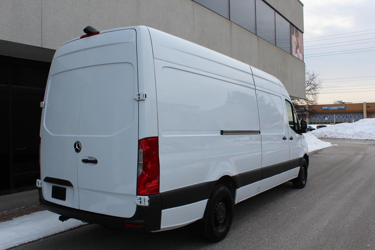 2020 Mercedes-Benz Sprinter Cargo Van 170" HIGH ROOF - 3.0L DIESEL - 3 SEATER Photo