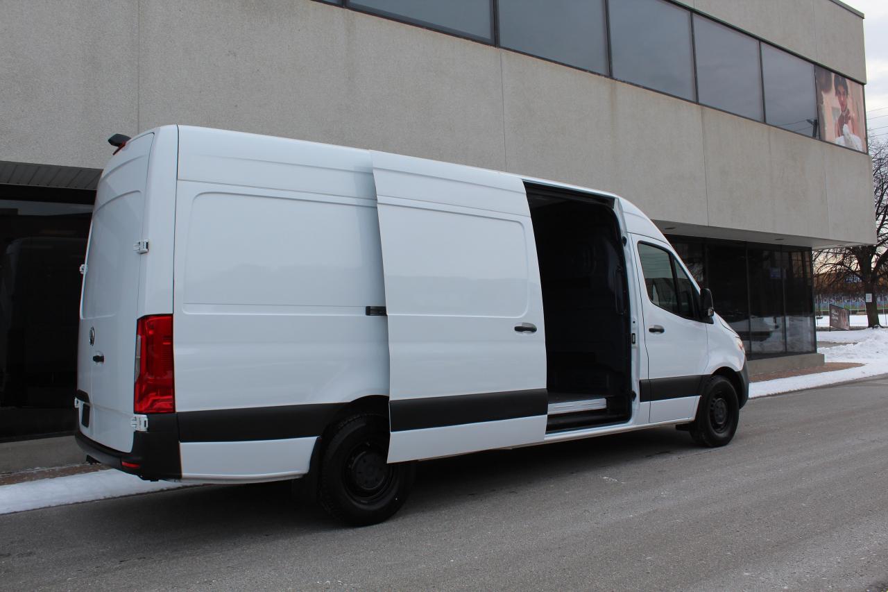 2020 Mercedes-Benz Sprinter Cargo Van 170" HIGH ROOF - 3.0L DIESEL - 3 SEATER Photo