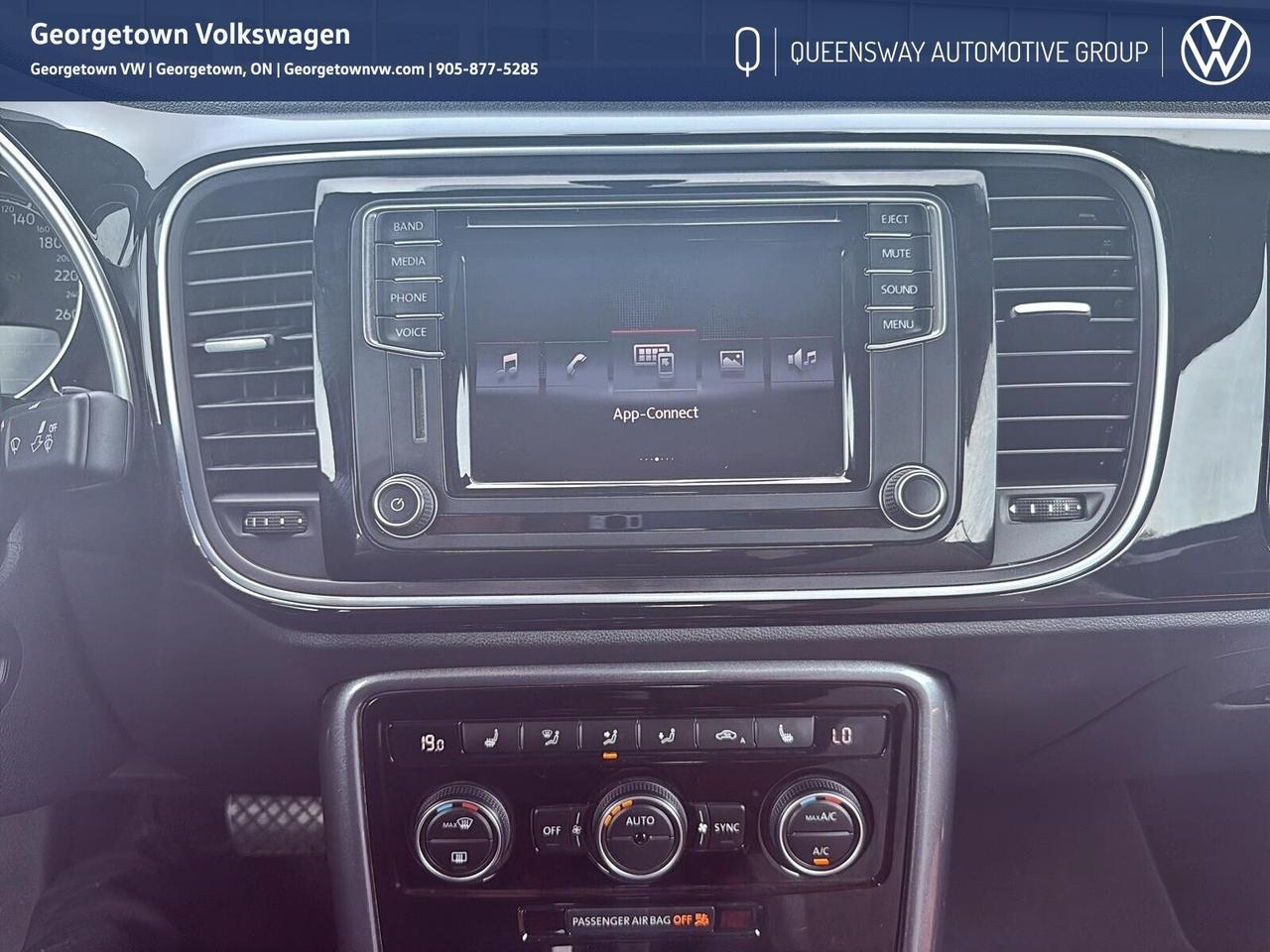 2017 Volkswagen Beetle 1.8 TSI Classic   Convertible   Rear Cam   Fender Photo