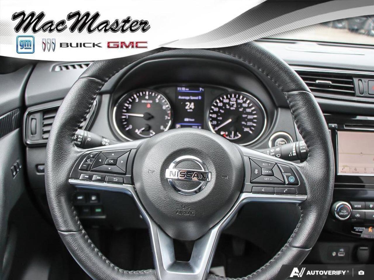 2020 Nissan Rogue SLSL, AWD, NAV, ROOF, HEATED LEATHER, CLEAN CARFAX Photo