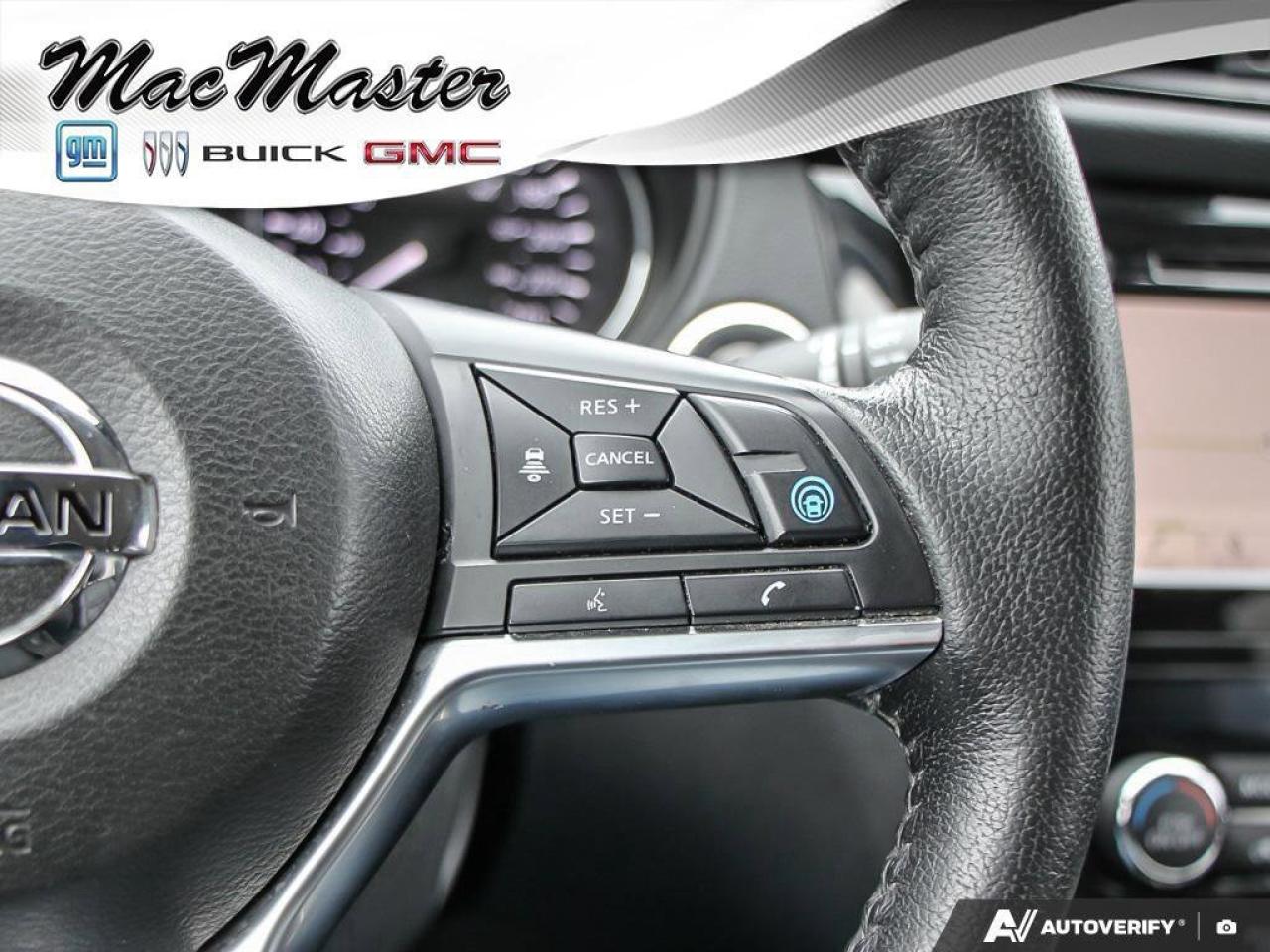 2020 Nissan Rogue SLSL, AWD, NAV, ROOF, HEATED LEATHER, CLEAN CARFAX Photo