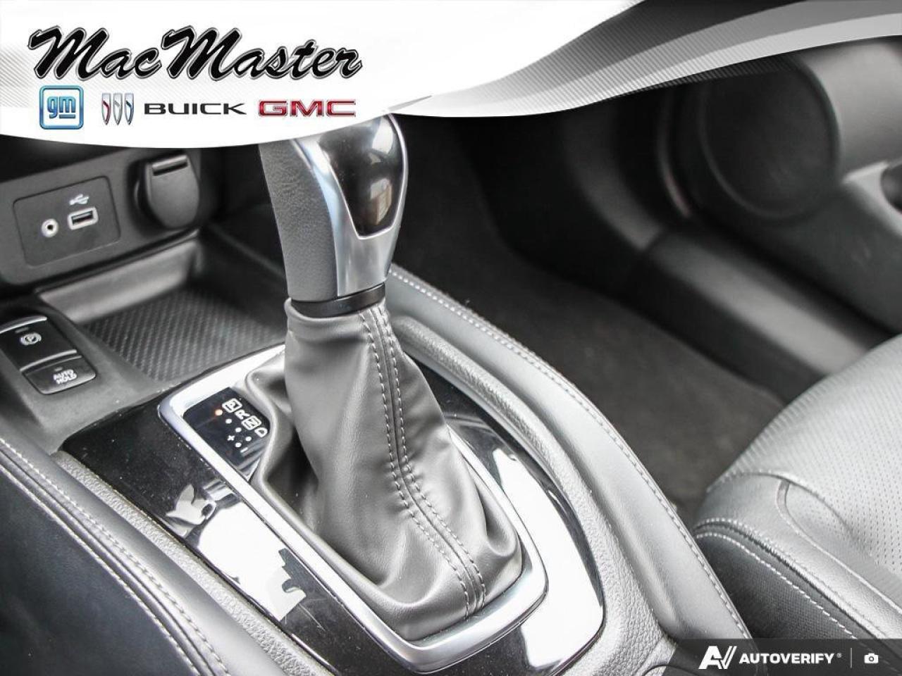 2020 Nissan Rogue SLSL, AWD, NAV, ROOF, HEATED LEATHER, CLEAN CARFAX Photo