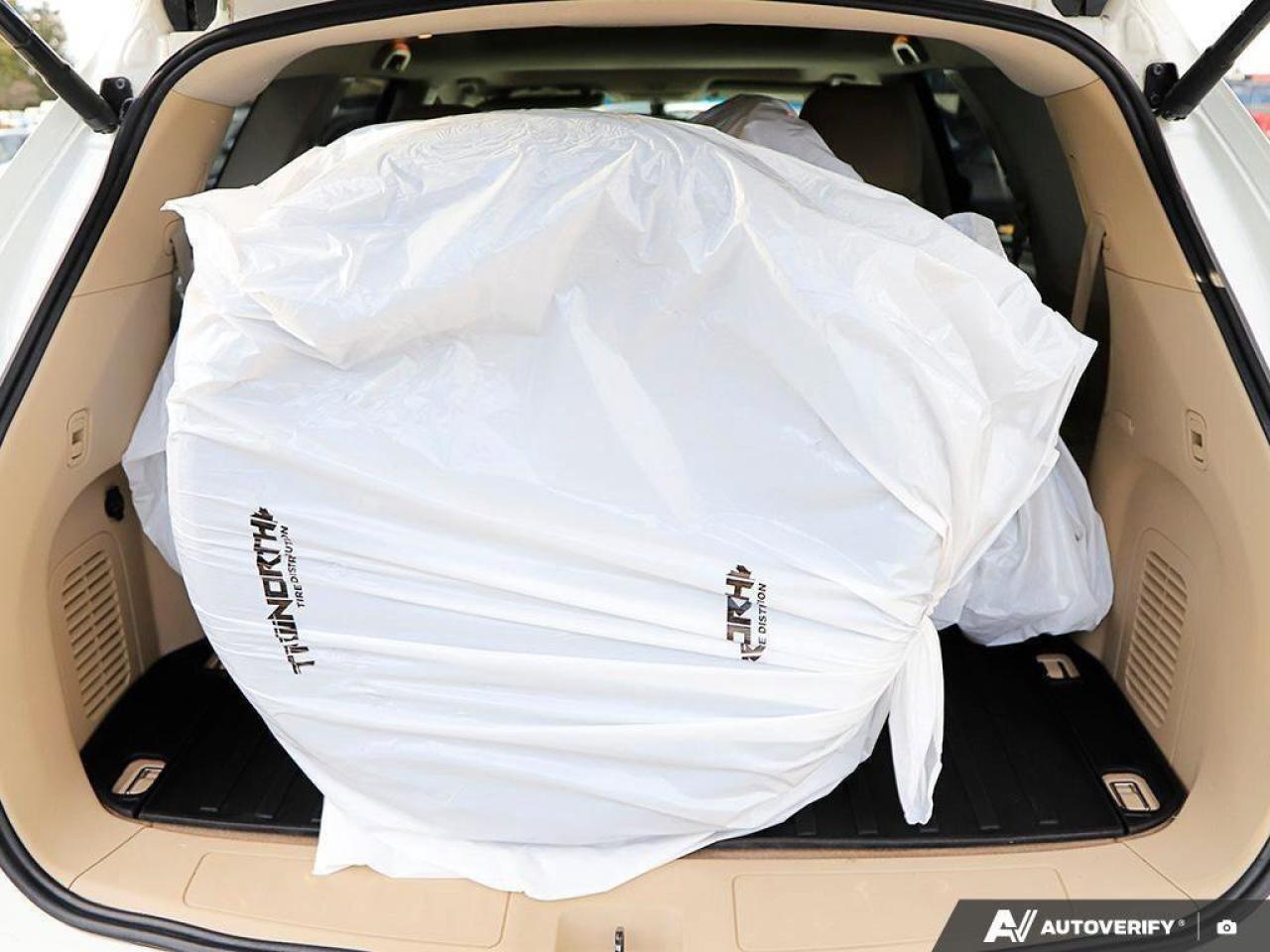 2015 Nissan Pathfinder PlatinumCERTIFIED AS-TRADED, THIRD ROW, BOSE AUDIO Photo