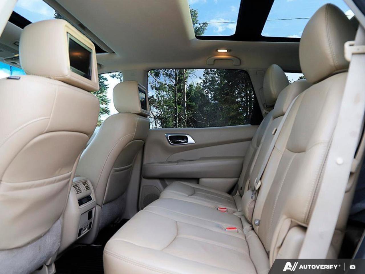 2015 Nissan Pathfinder PlatinumCERTIFIED AS-TRADED, THIRD ROW, BOSE AUDIO Photo