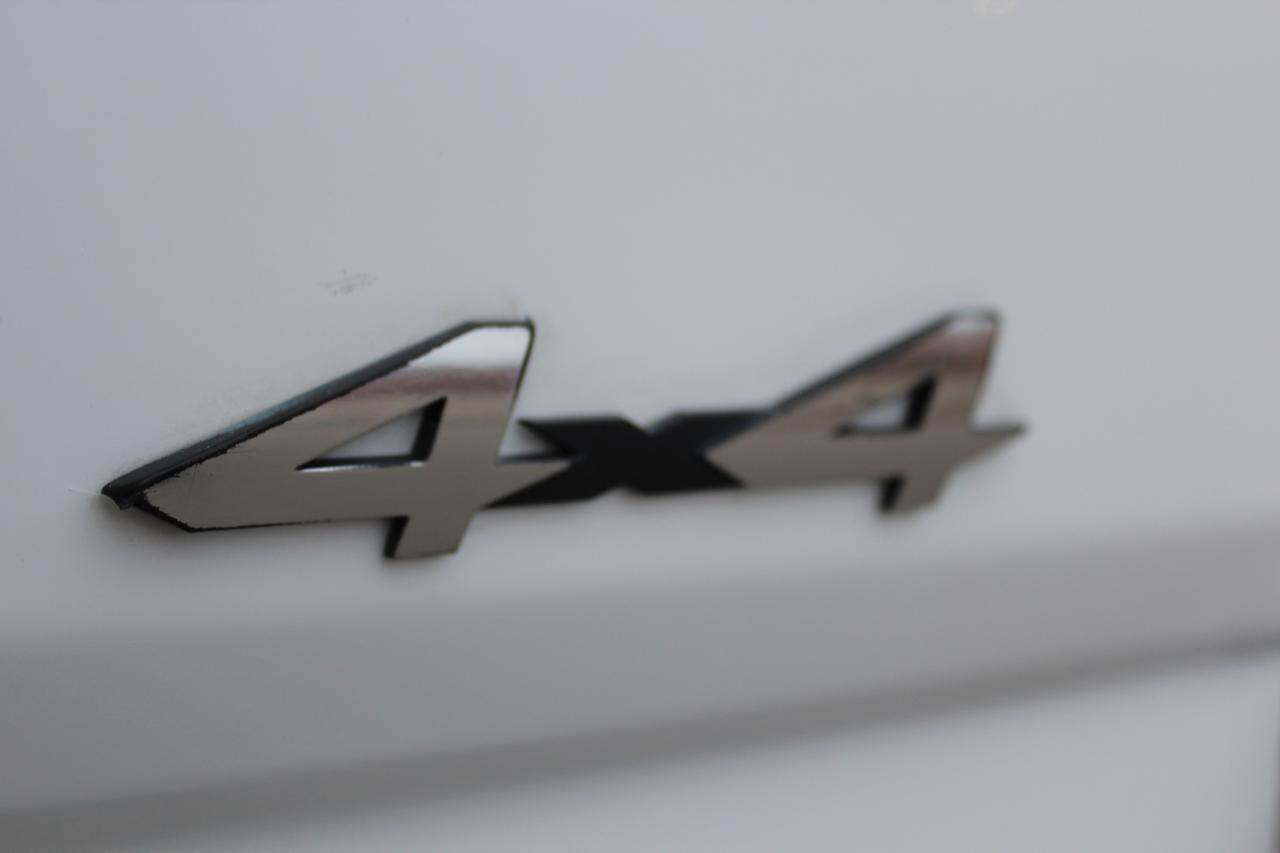 2015 Mercedes-Benz Sprinter 4X4" - "3.0L DIESEL" - "HIGH ROOF Photo