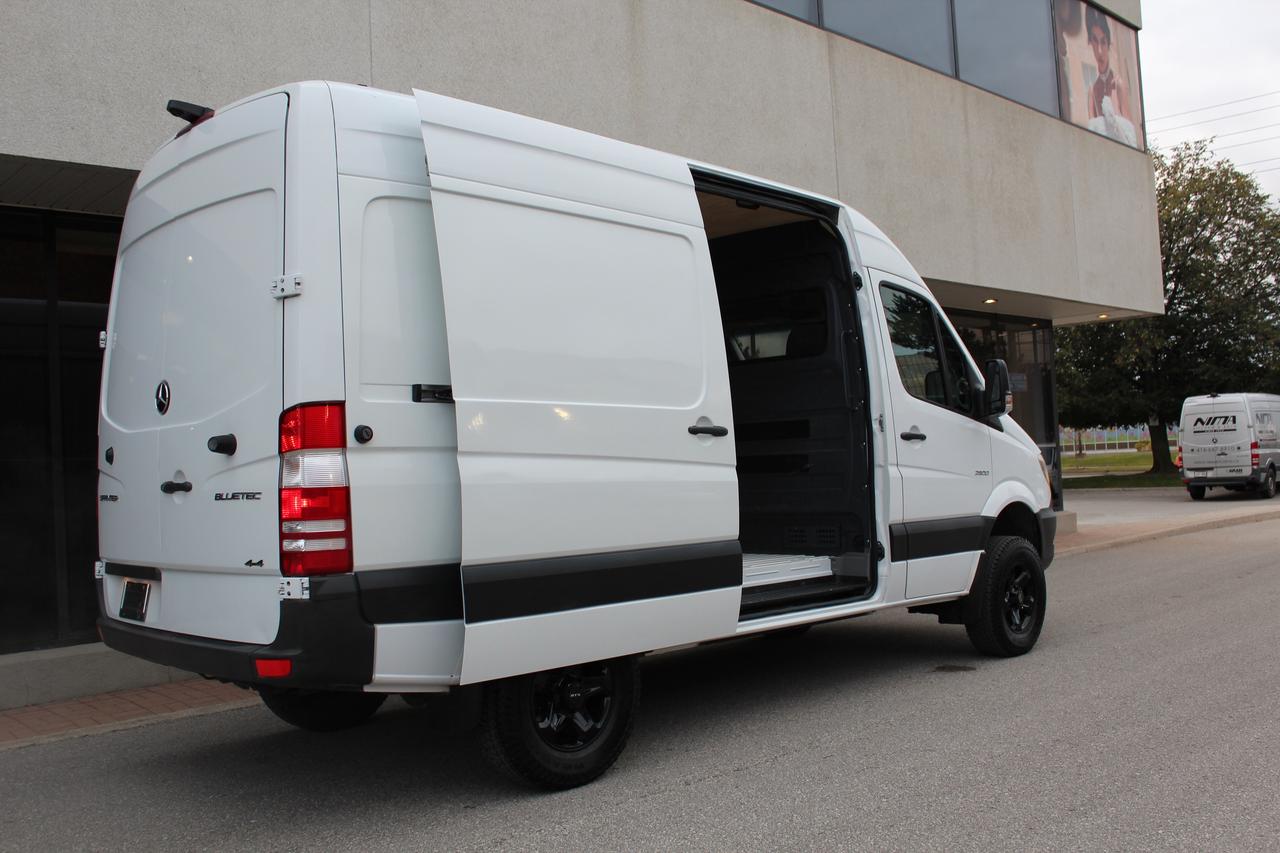 2015 Mercedes-Benz Sprinter 4X4" - "3.0L DIESEL" - "HIGH ROOF Photo