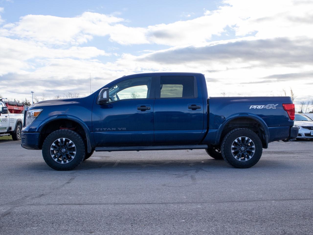 2019 Nissan Titan - 5.6L V8, Tows Up To 9,600 LBS Photo4
