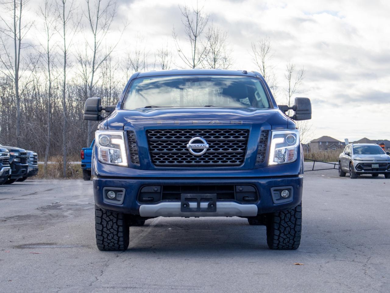 2019 Nissan Titan - 5.6L V8, Tows Up To 9,600 LBS Photo2