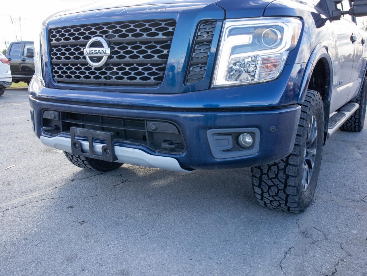 2019 Nissan Titan - 5.6L V8, Tows Up To 9,600 LBS Photo