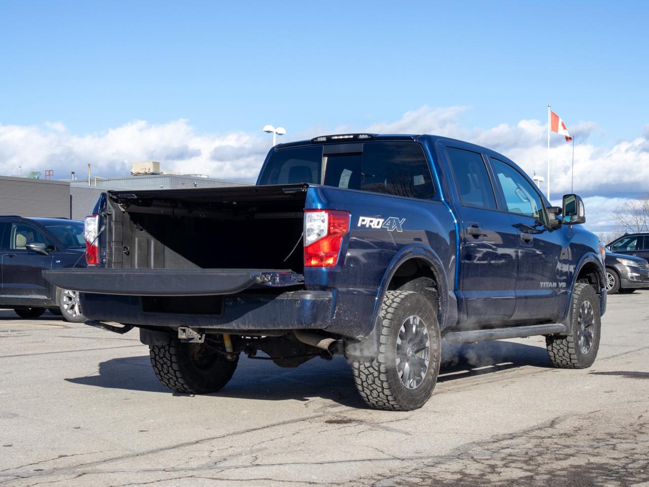 2019 Nissan Titan - 5.6L V8, Tows Up To 9,600 LBS Photo