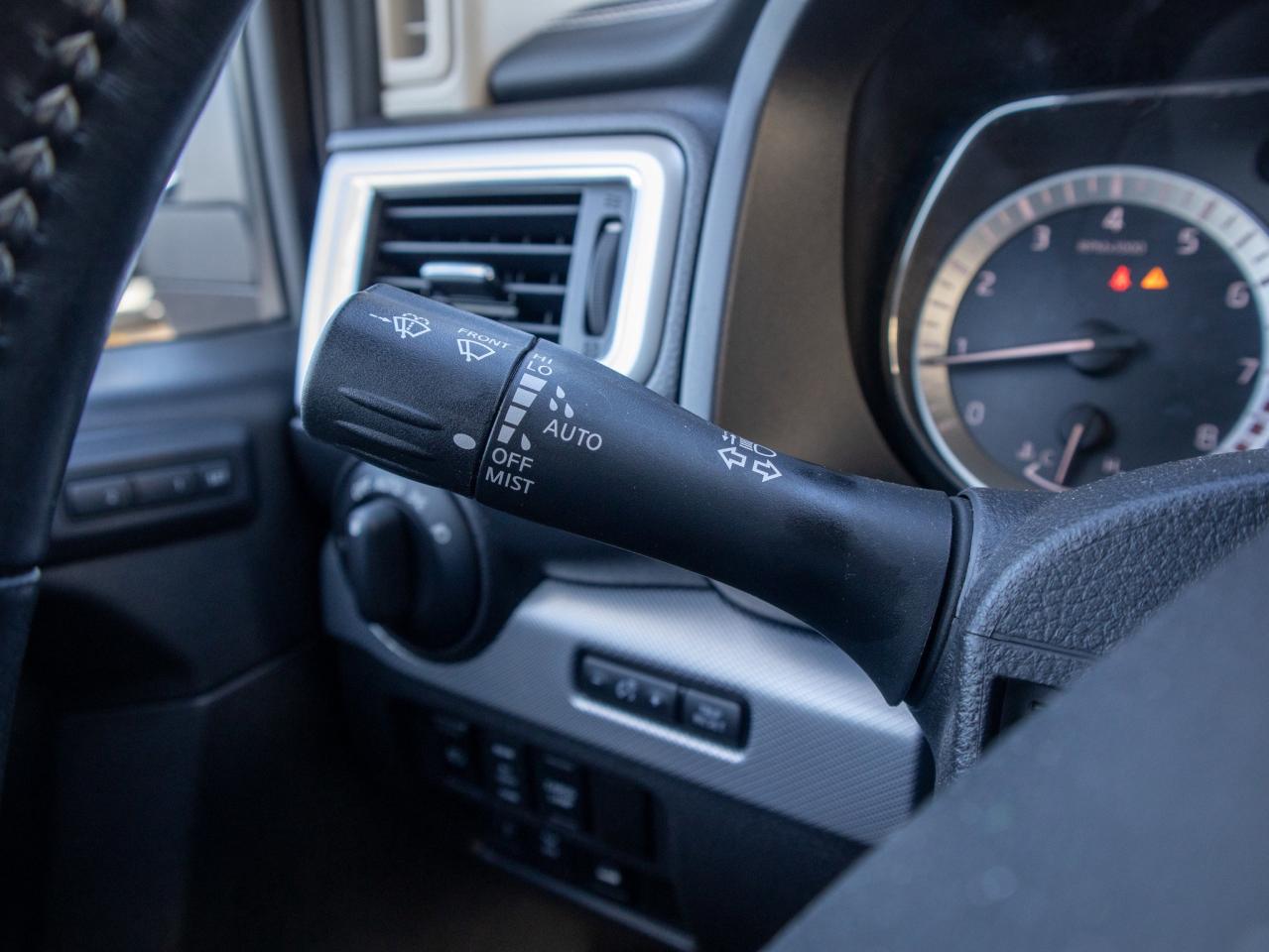 2019 Nissan Titan - 5.6L V8, Tows Up To 9,600 LBS Photo