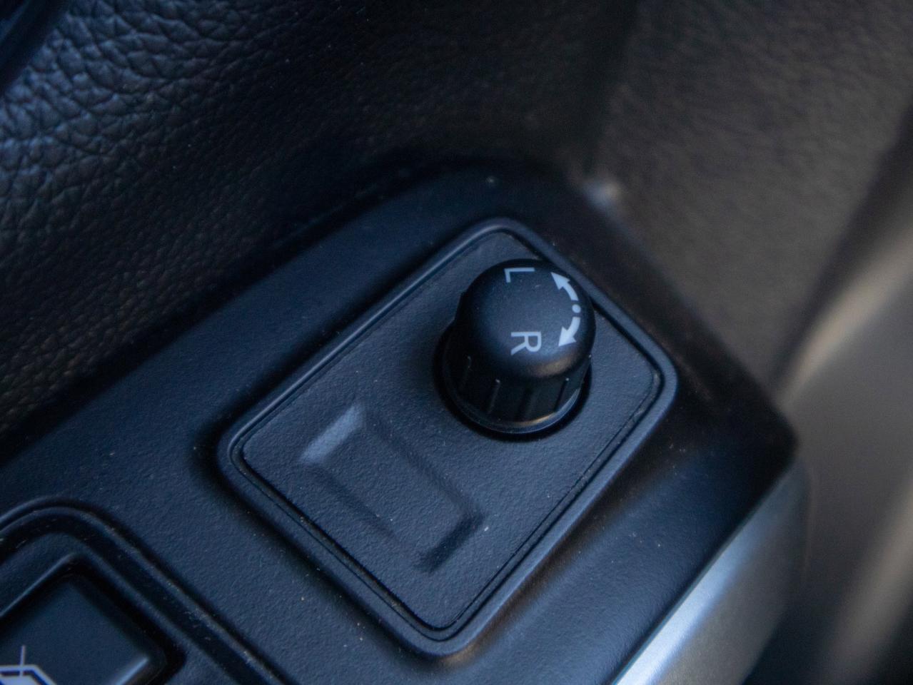 2019 Nissan Titan - 5.6L V8, Tows Up To 9,600 LBS Photo