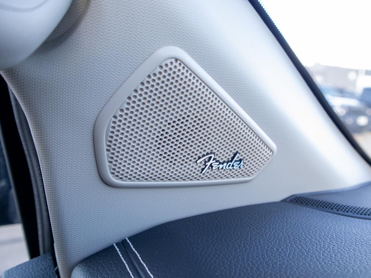 2019 Nissan Titan - 5.6L V8, Tows Up To 9,600 LBS Photo