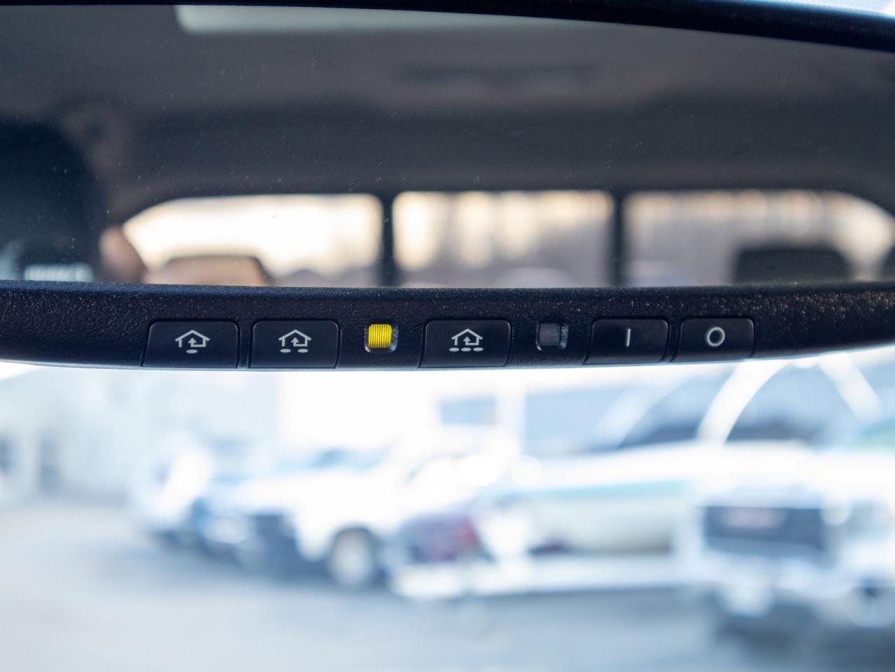 2019 Nissan Titan - 5.6L V8, Tows Up To 9,600 LBS Photo