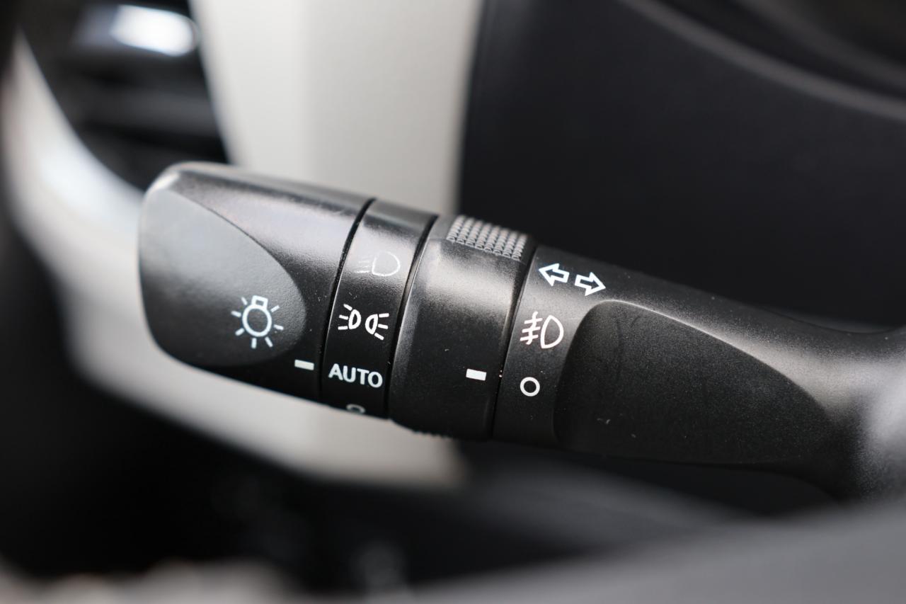 2014 Toyota Corolla LE-ECO-UPGRADE PKG/SUNROOF/BACK UP CAM/H SEATS/BLT Photo