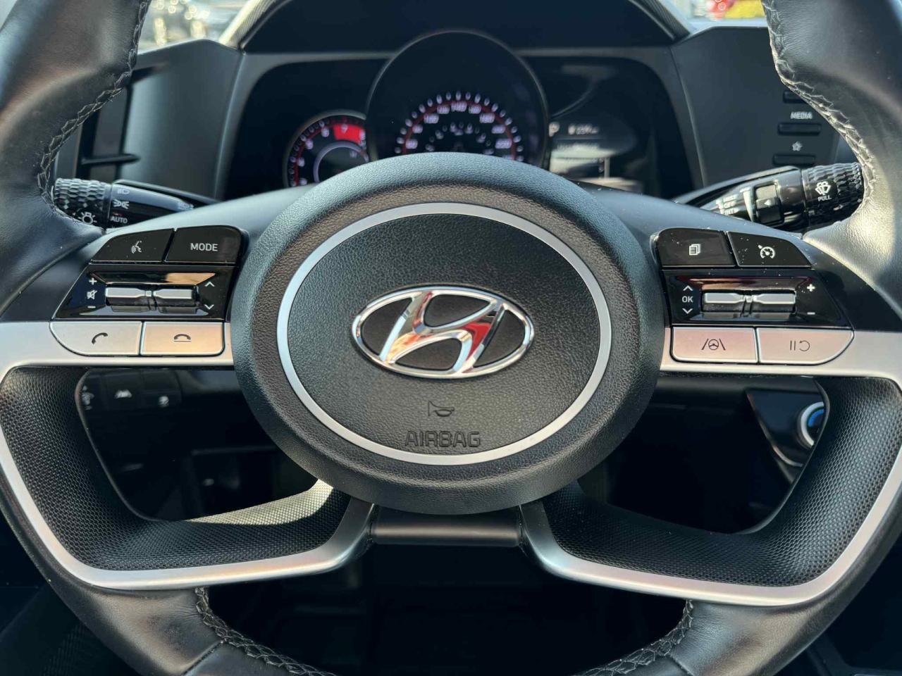 2022 Hyundai Elantra PREFERRED W/ SUN & SOUND PKG Photo