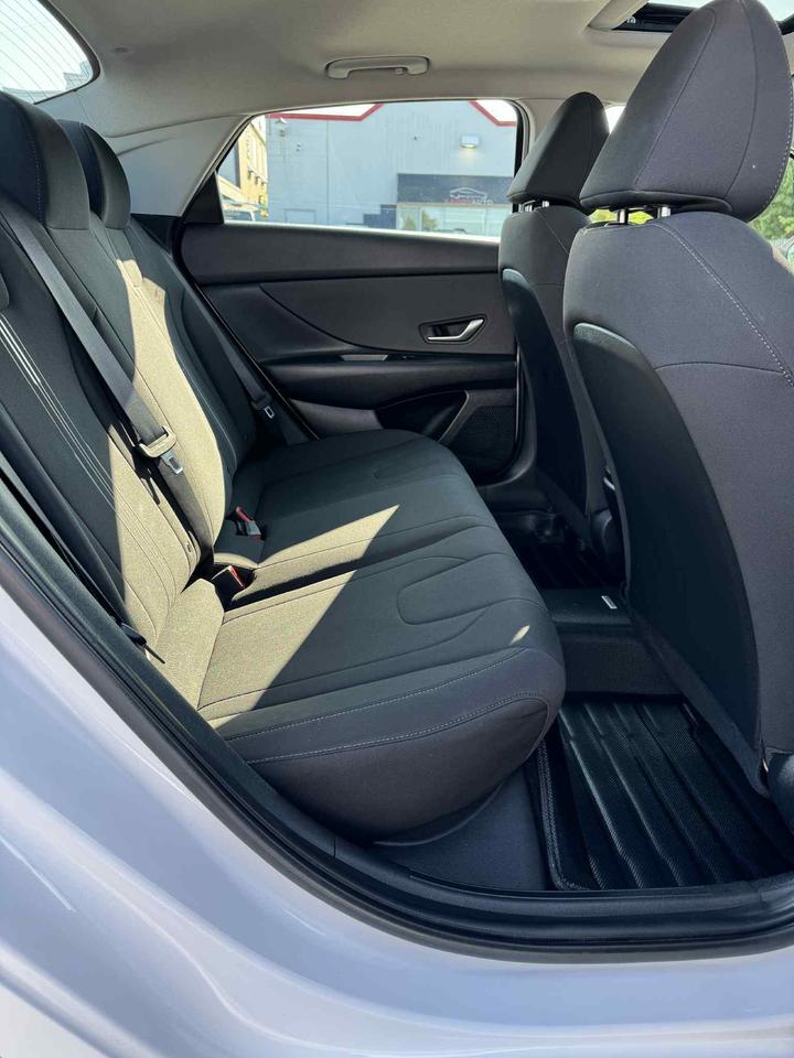 2022 Hyundai Elantra PREFERRED W/ SUN & SOUND PKG Photo