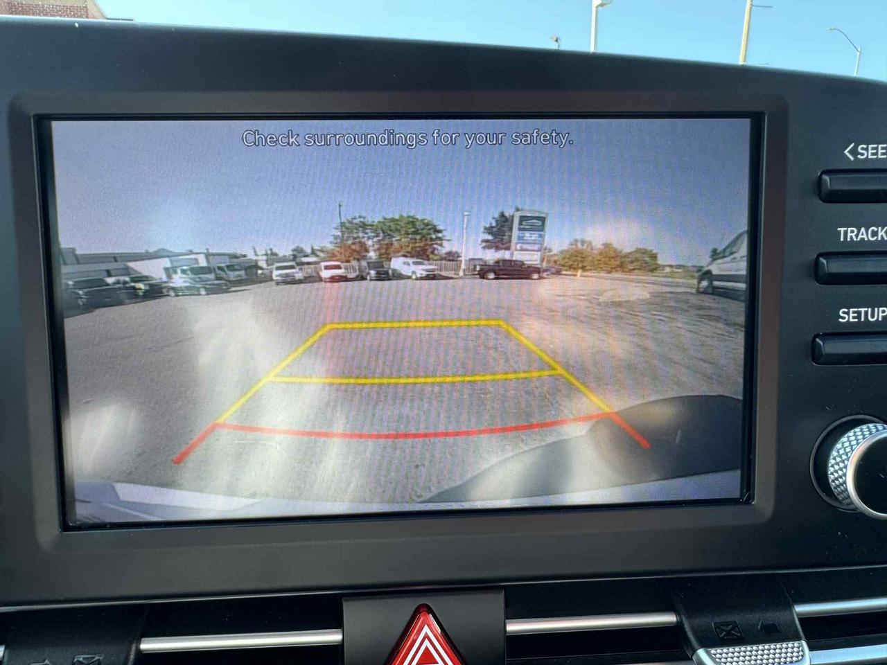 2022 Hyundai Elantra PREFERRED W/ SUN & SOUND PKG Photo