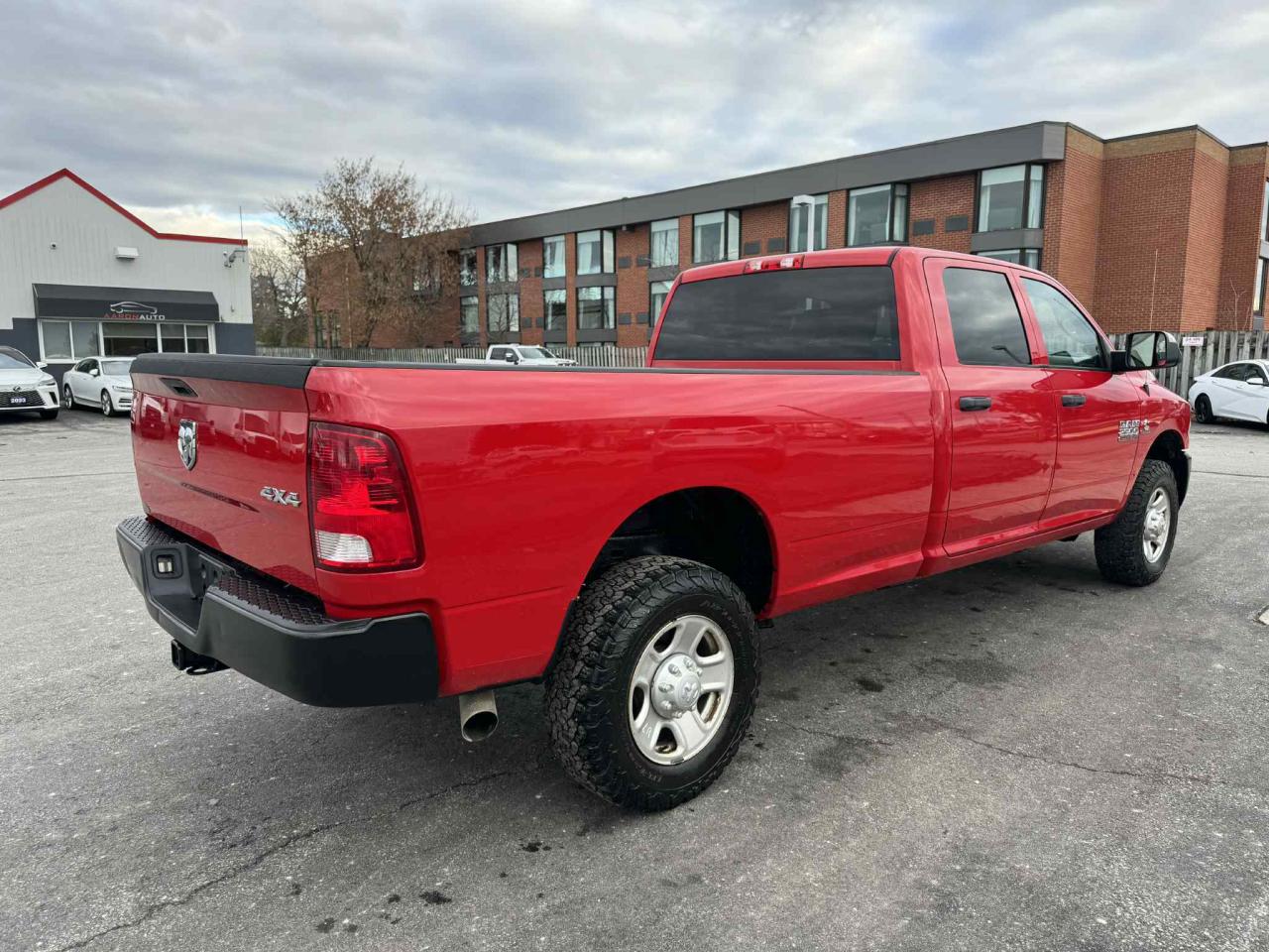 2016 RAM 2500 4WD Diesel Crew Long Box Photo