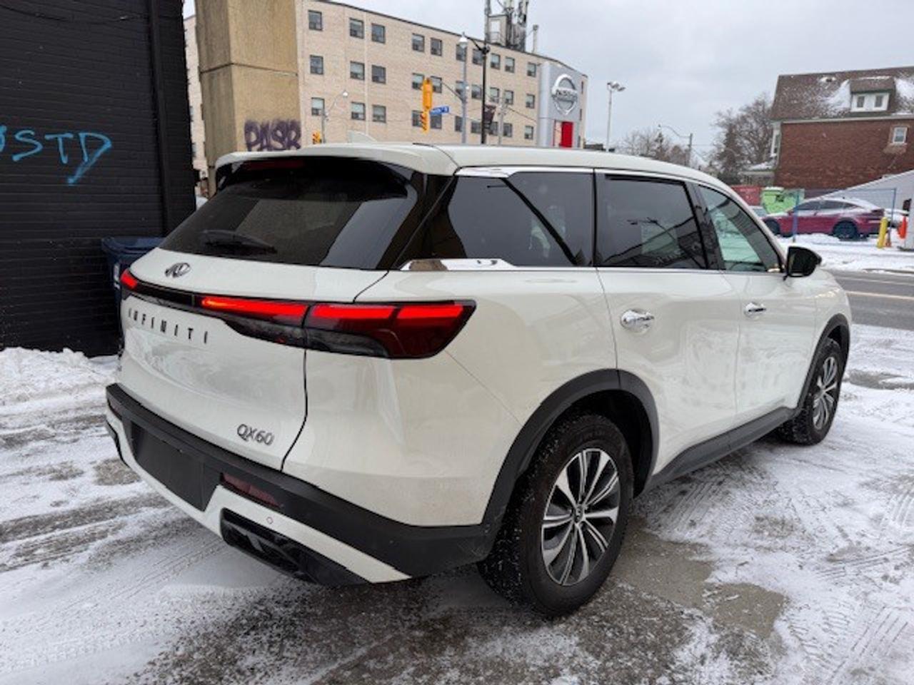 2024 Infiniti QX60 PURE, APPLE CARPLAY $ ANDROID AUTO, BLUETOOTH STRE Photo