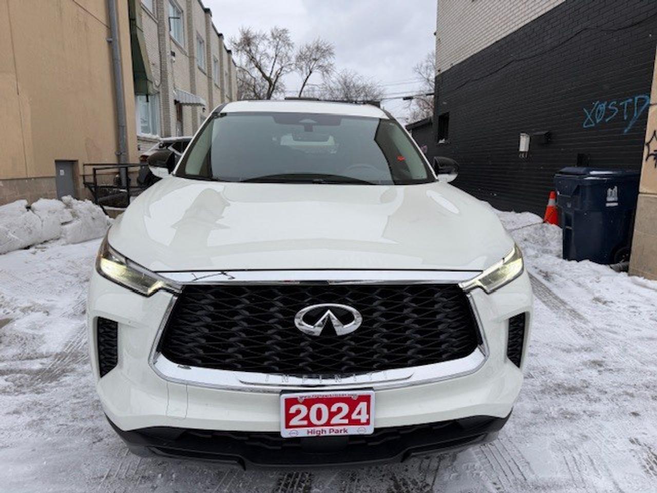 2024 Infiniti QX60 PURE, APPLE CARPLAY $ ANDROID AUTO, BLUETOOTH STRE Photo