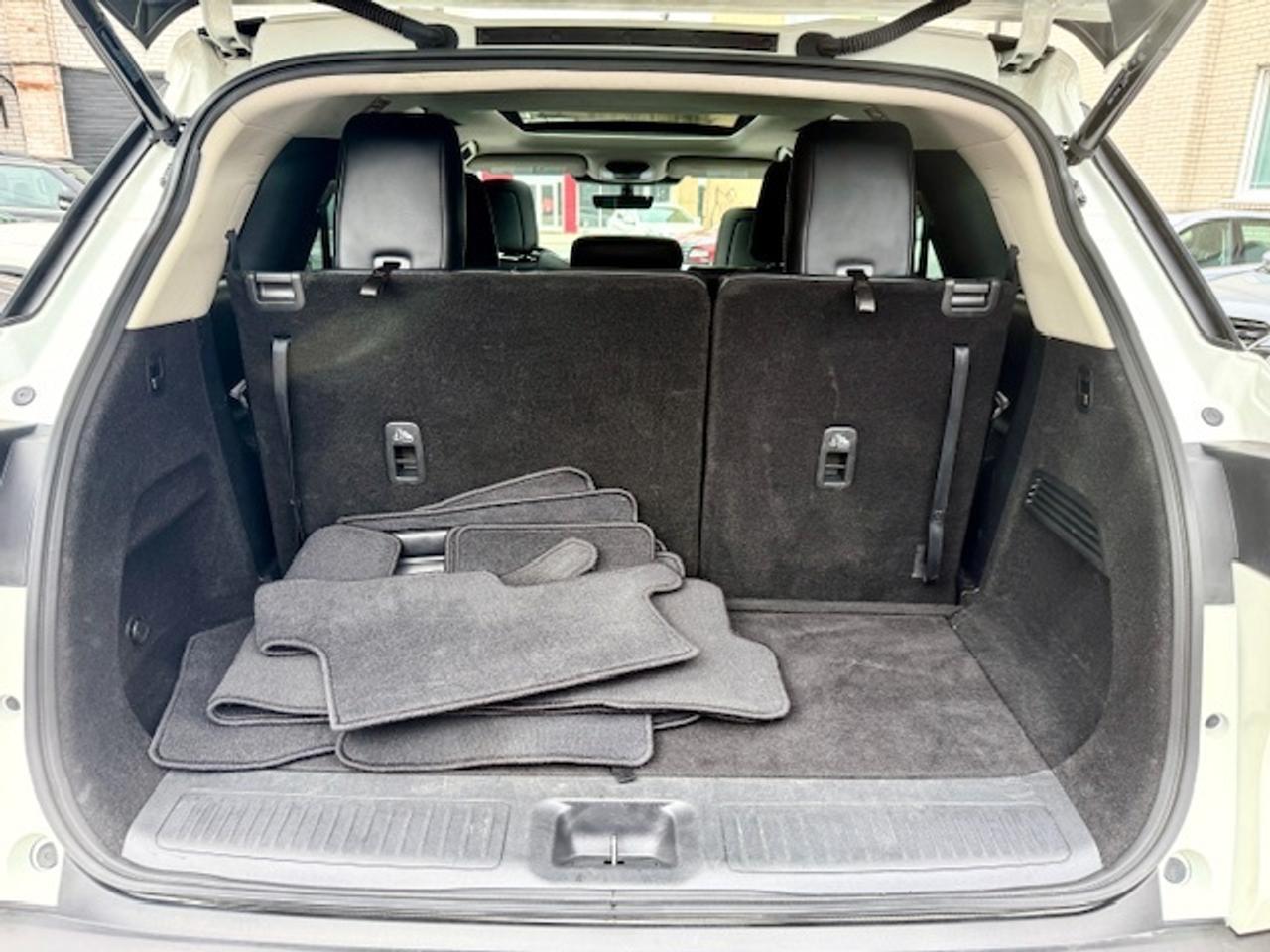 2024 Infiniti QX60 PURE, APPLE CARPLAY $ ANDROID AUTO, BLUETOOTH STRE Photo