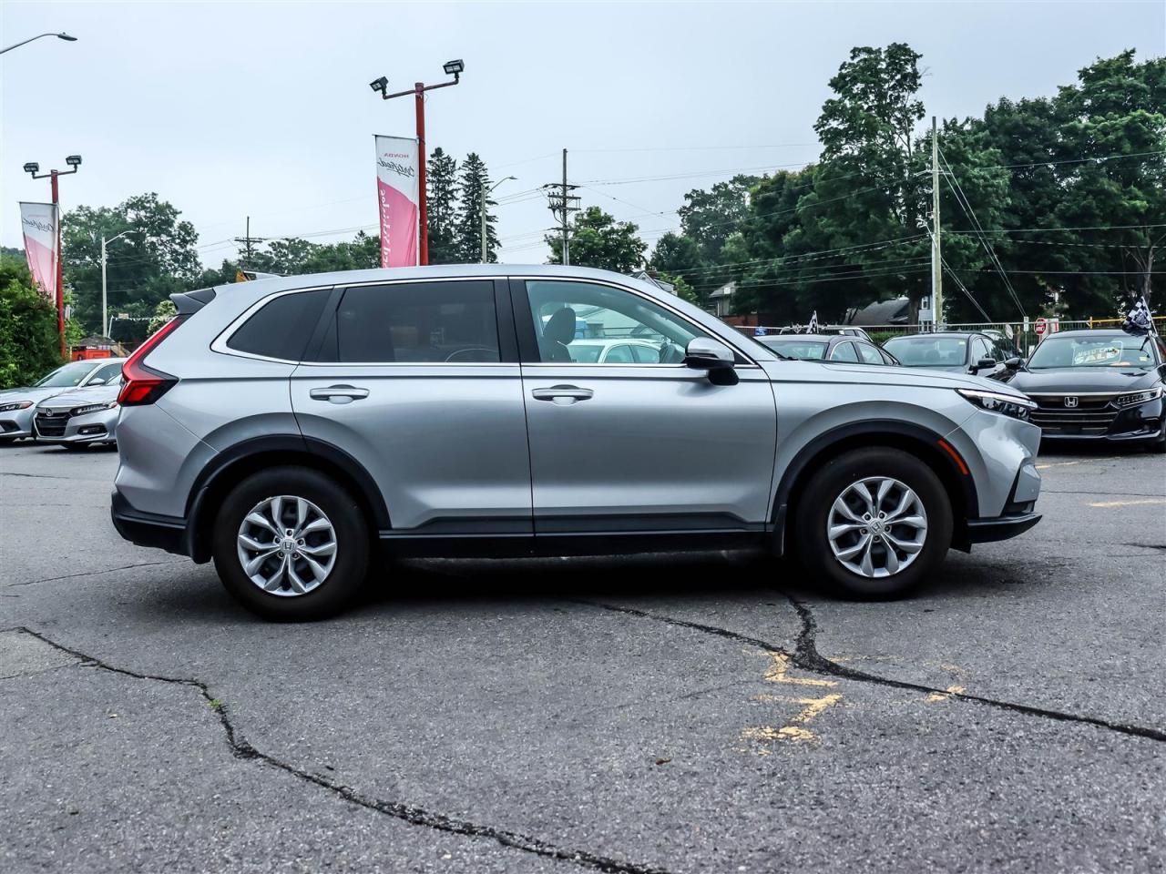 2025 Honda CR-V LX 2WD BACKUP CAM Photo