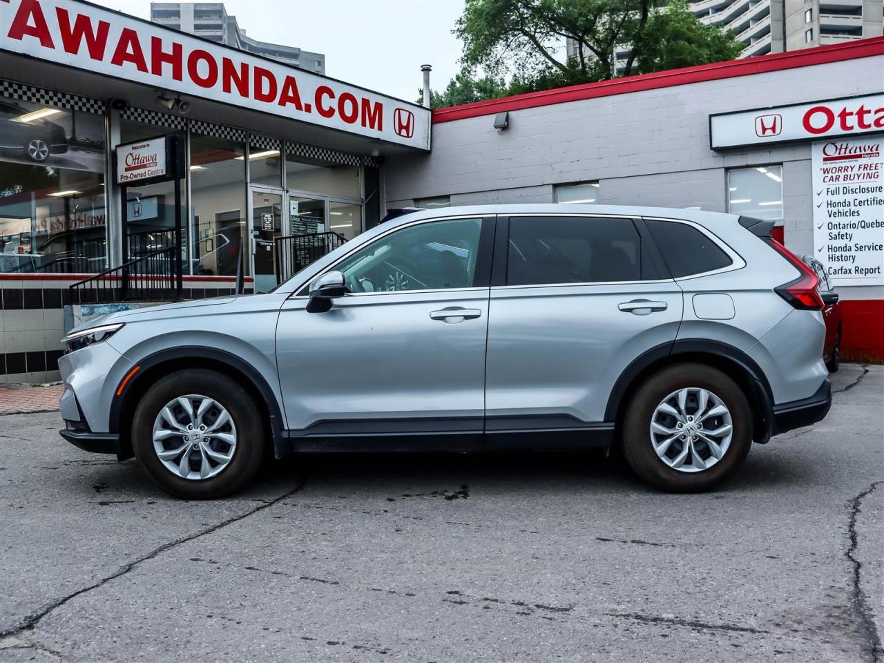 2025 Honda CR-V LX 2WD BACKUP CAM Photo4