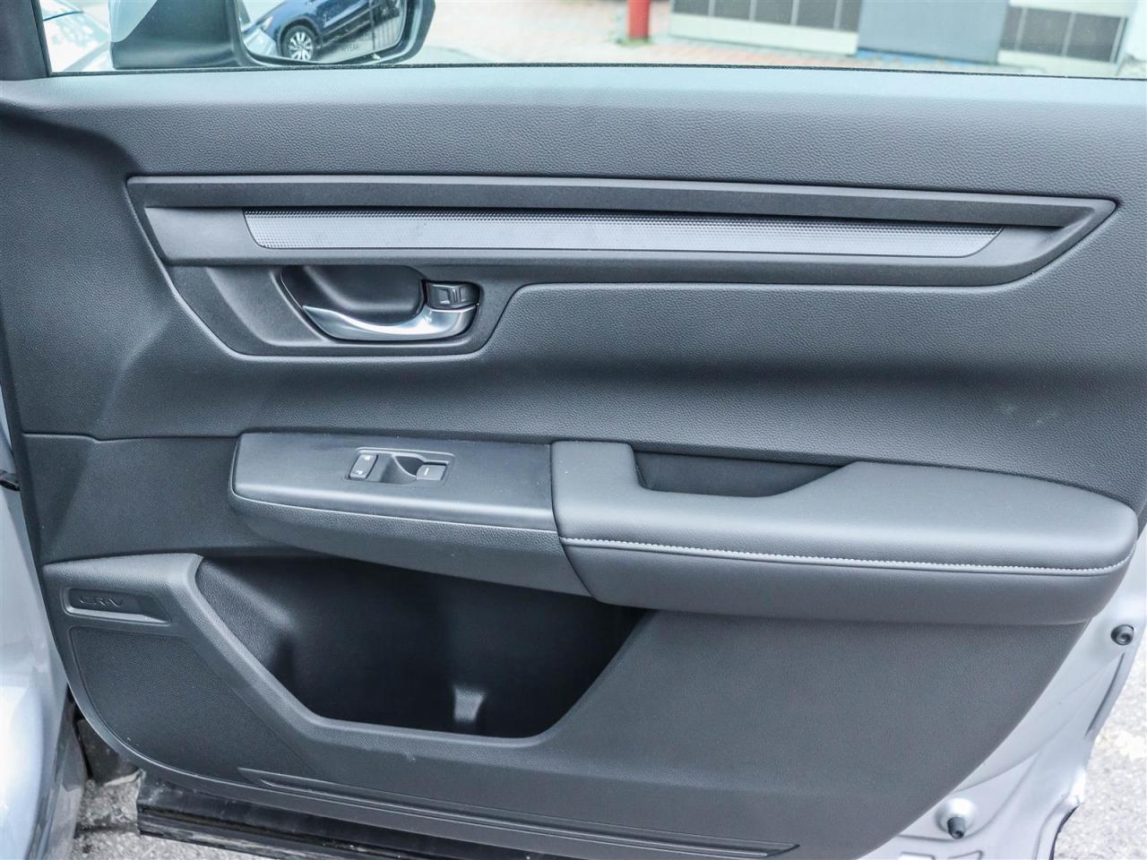 2025 Honda CR-V LX 2WD BACKUP CAM Photo