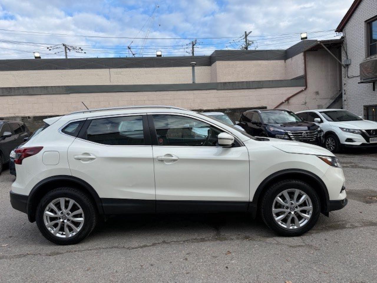 2020 Nissan Qashqai SV FWD, SUNROOF, CARPLAY, BLIND SPOT, REMOTE START Photo3