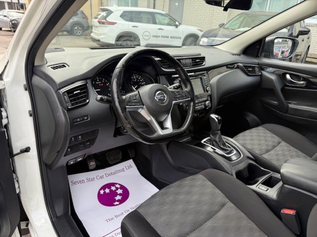2020 Nissan Qashqai SV FWD, SUNROOF, CARPLAY, BLIND SPOT, REMOTE START Photo