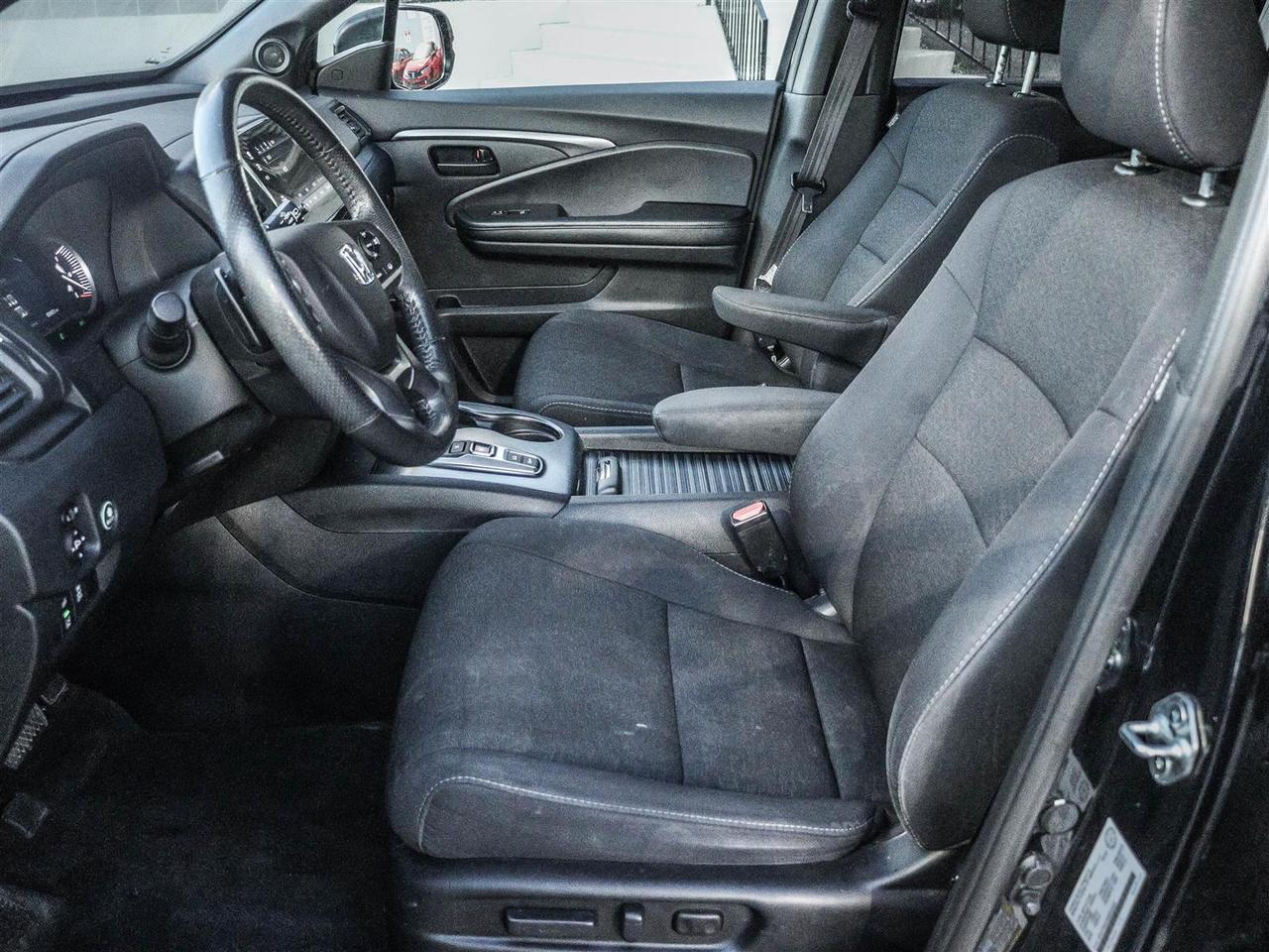 2022 Honda Passport Sport AWD APPLE CARPLAY/ ANDROID AUTO BACKUP CAM Photo