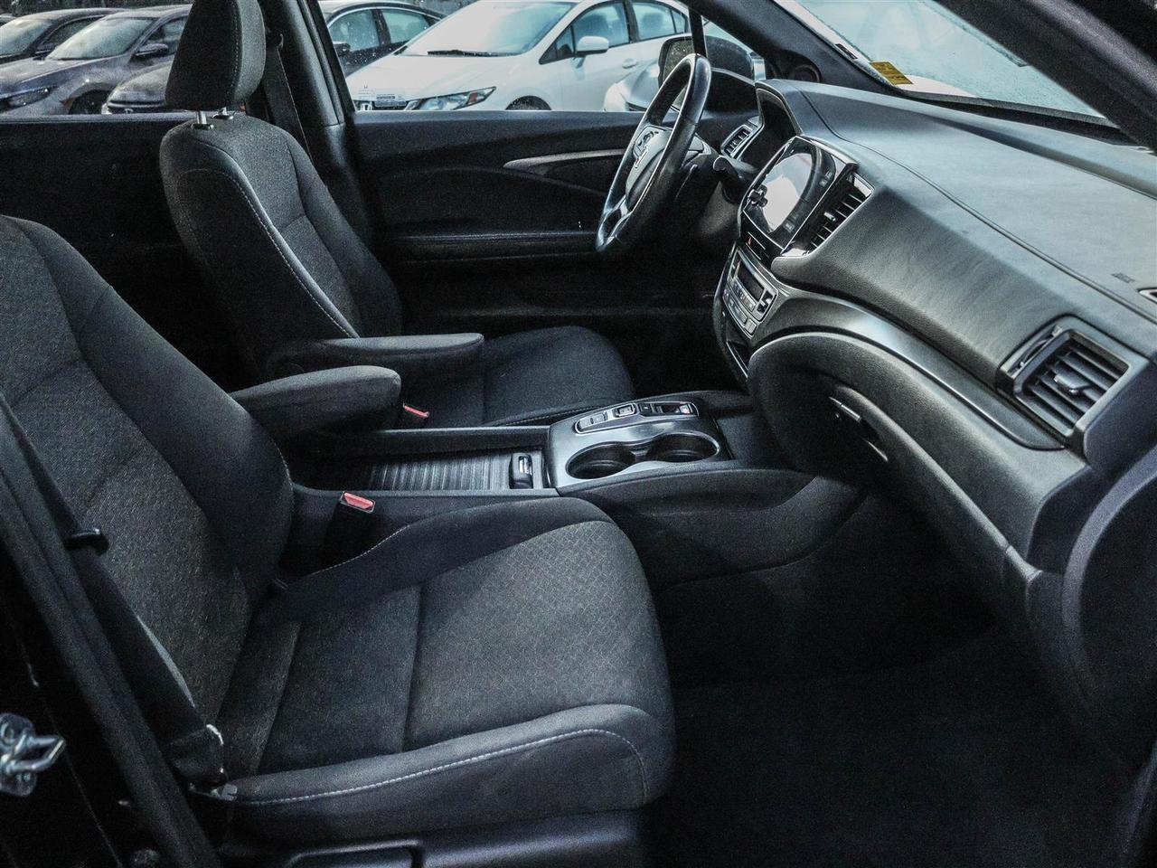 2022 Honda Passport Sport AWD APPLE CARPLAY/ ANDROID AUTO BACKUP CAM Photo