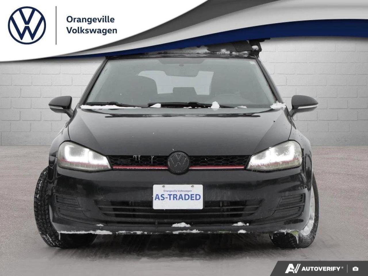 2016 Volkswagen Golf 1.8 TSI TrendlineAS-TRADED, HTD SEATS, BACKUP CAM, Photo