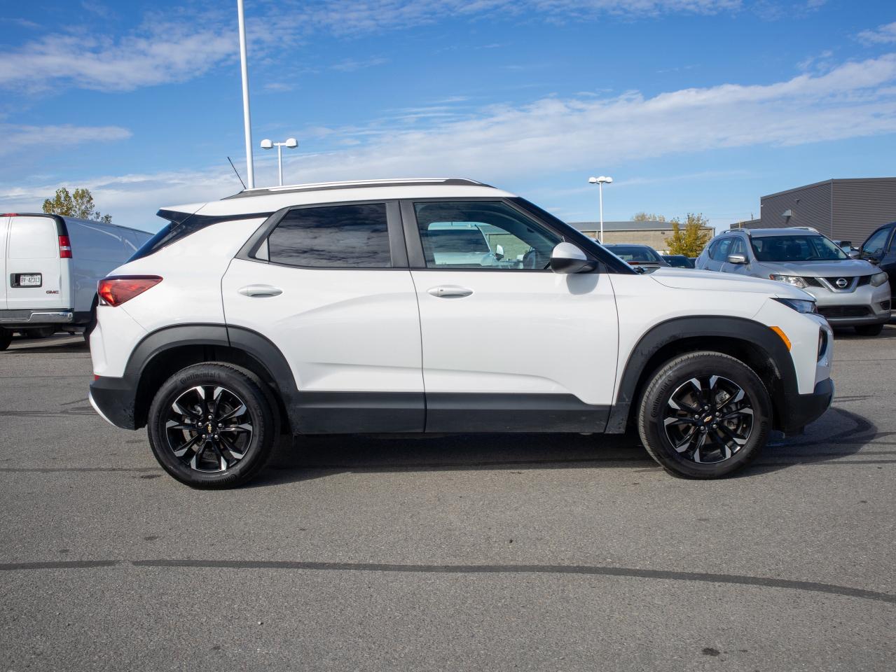 2023 Chevrolet TrailBlazer LT -  7 Inch Touchscreen, Power Seats Photo