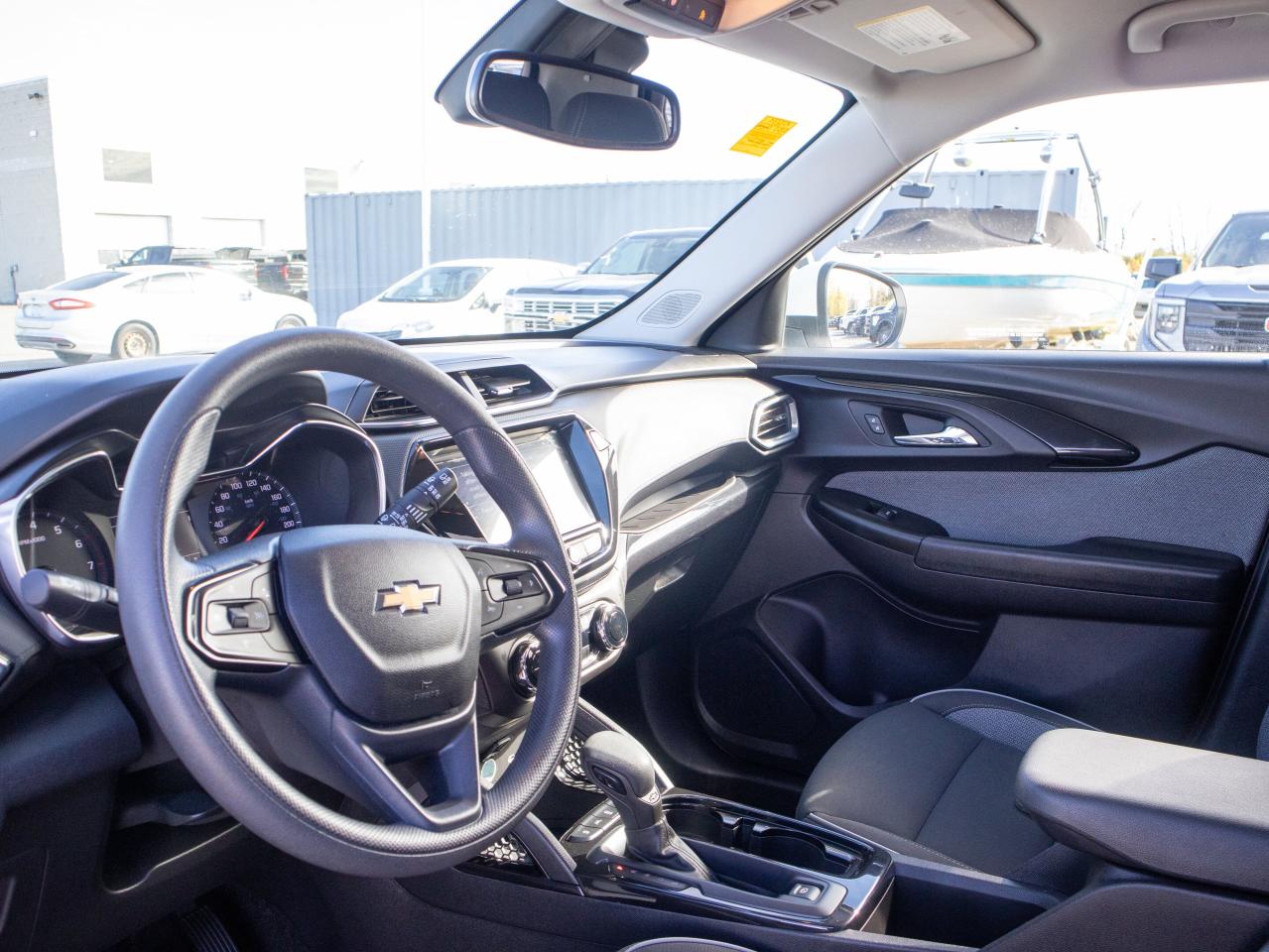 2023 Chevrolet TrailBlazer LT -  7 Inch Touchscreen, Power Seats Photo