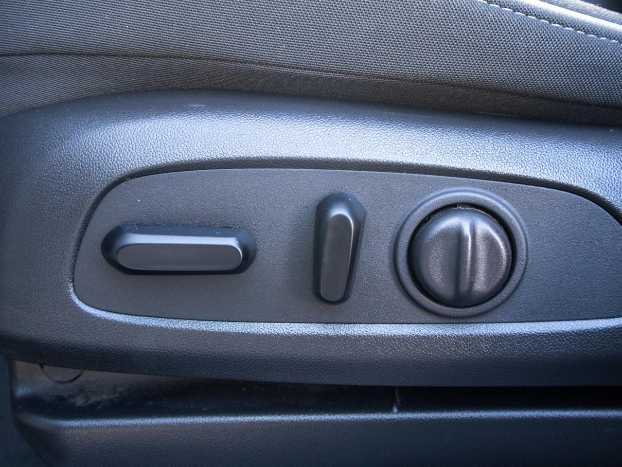 2023 Chevrolet TrailBlazer LT -  7 Inch Touchscreen, Power Seats Photo